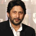 Arshad Warsi displays his usual playful banter while cutting his birthday cake, watch : Bollywood News