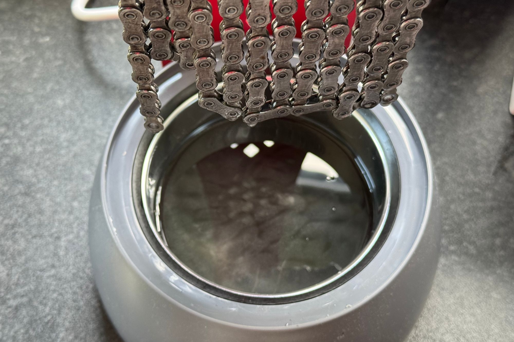 I used this Black Friday price reduction to reduce the hassle of waxing my bike chain