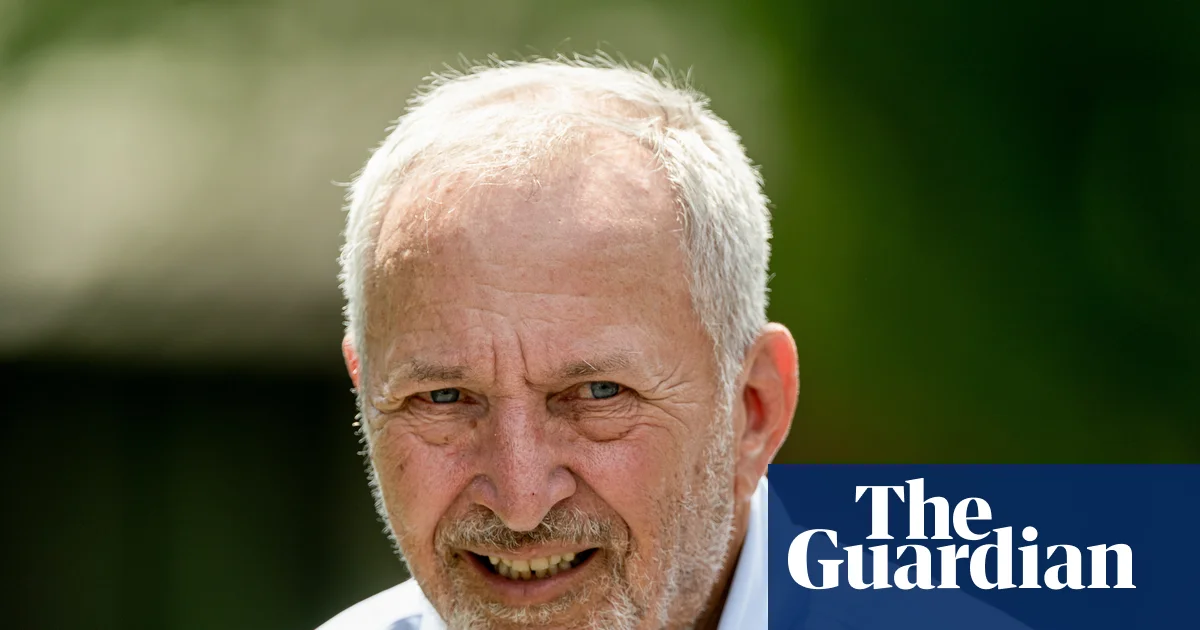 Larry Summers to relinquish Harvard teaching role amid Epstein investigation