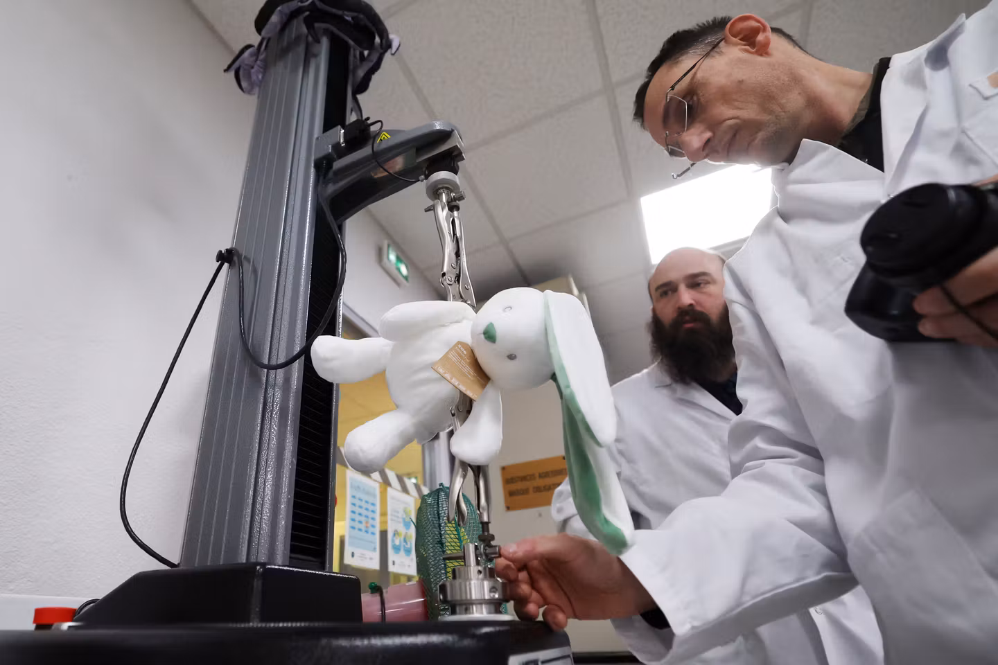 86% of toys sold online by non-European e-commerce retailers dangerous for children, study says