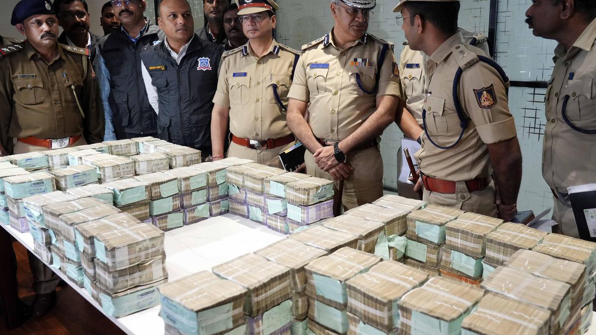 Six, including police constable, arrested in ATM cash van robbery case