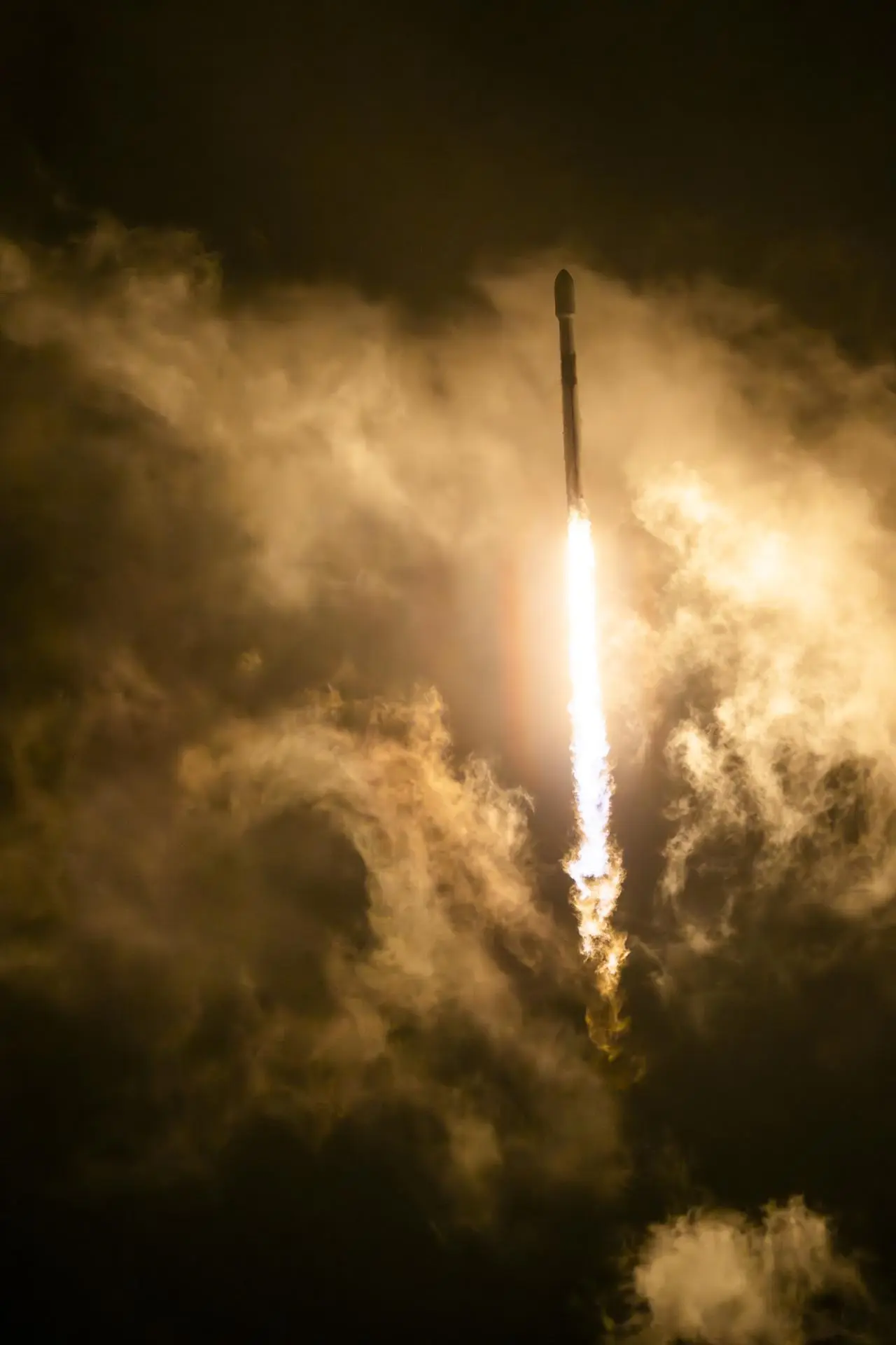 NASA, SpaceX Launch US-European Satellite to Monitor Earth’s Oceans