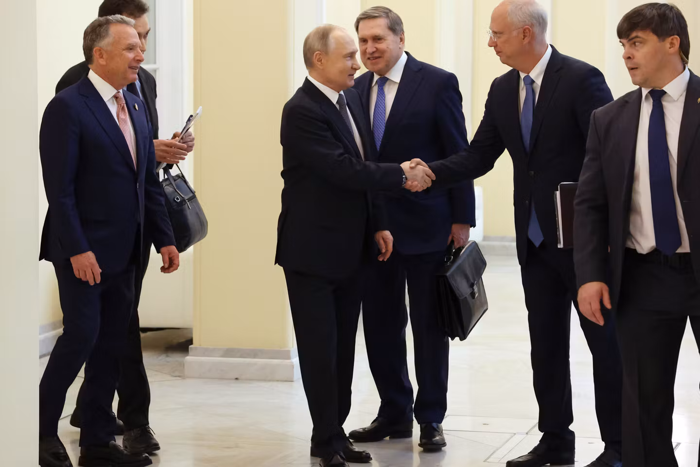 War in Ukraine: Russians and Americans negotiate again behind Europe's back