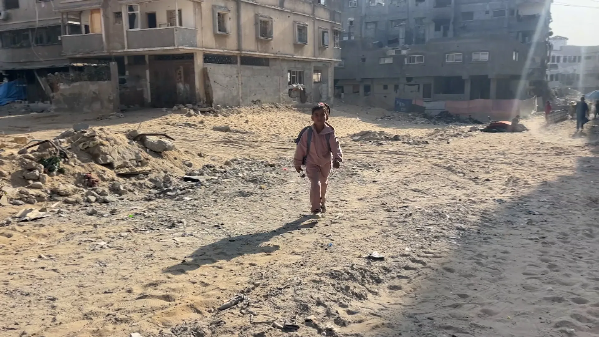 Video: Girl in Gaza rebuilds life after Israeli strike kills family