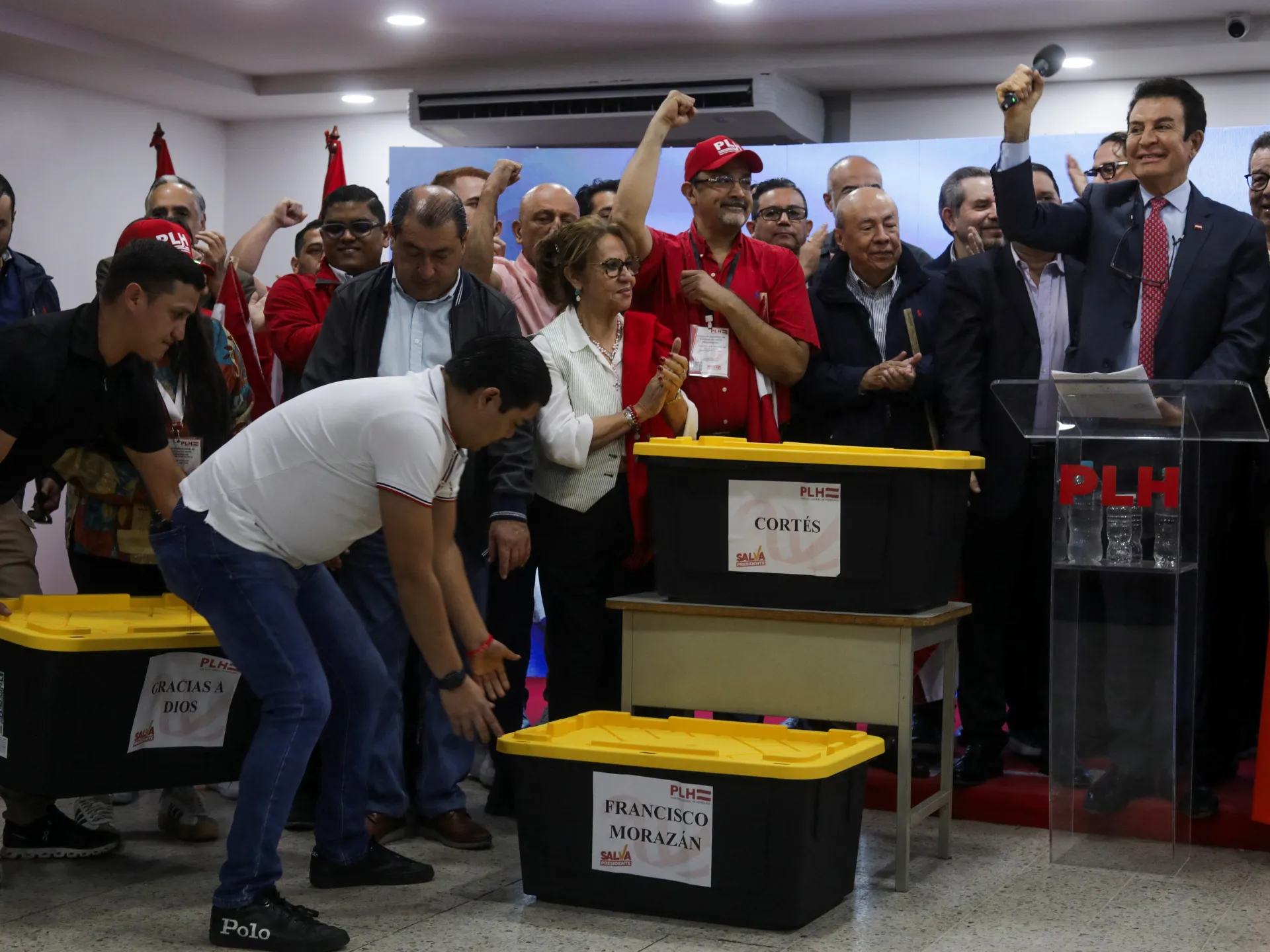 Honduras election council member accuses colleague of ‘intimidation’