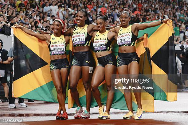 Jamaica-4x100-women.jpg