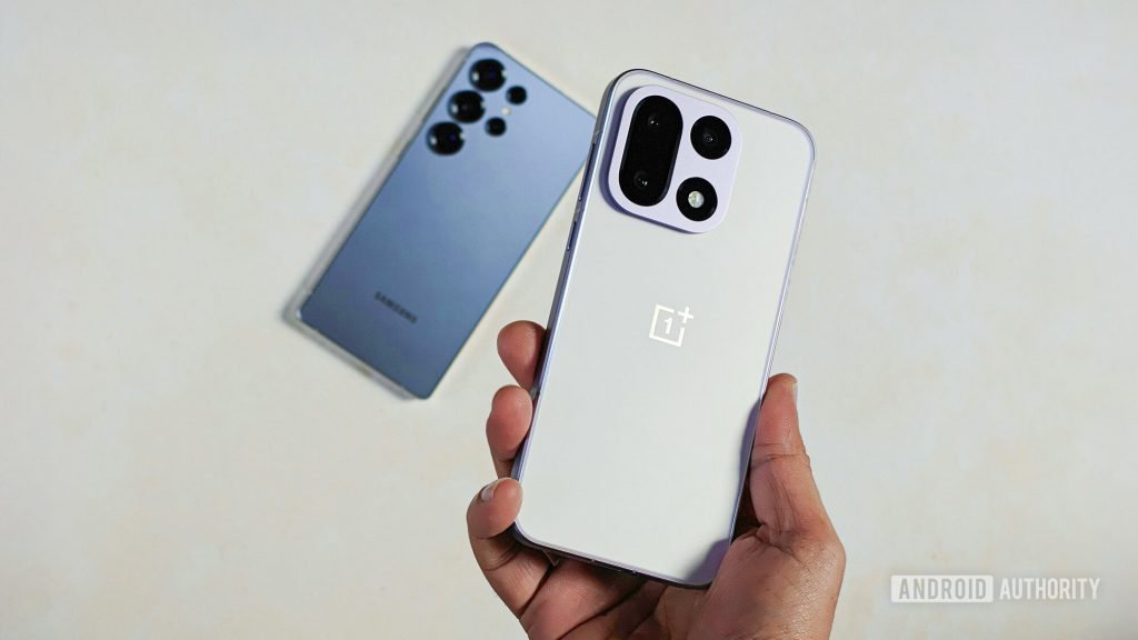 OnePlus-15-vs-Galaxy-S25-Ultra.jpg