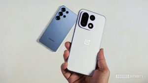 OnePlus-15-vs-Galaxy-S25-Ultra.jpg
