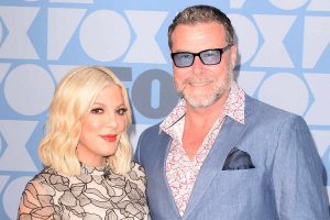Tori-Spelling-Dean-McDermott-FOX-Summer-TCA-All-Star-Party-120625-00a3bd1611ce4a63b8a801685f5f760e.j.jpeg