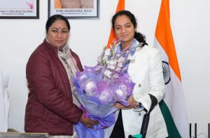 pratika-rawal-honoured-by-delhi-cm-rekha-gupta.jpg